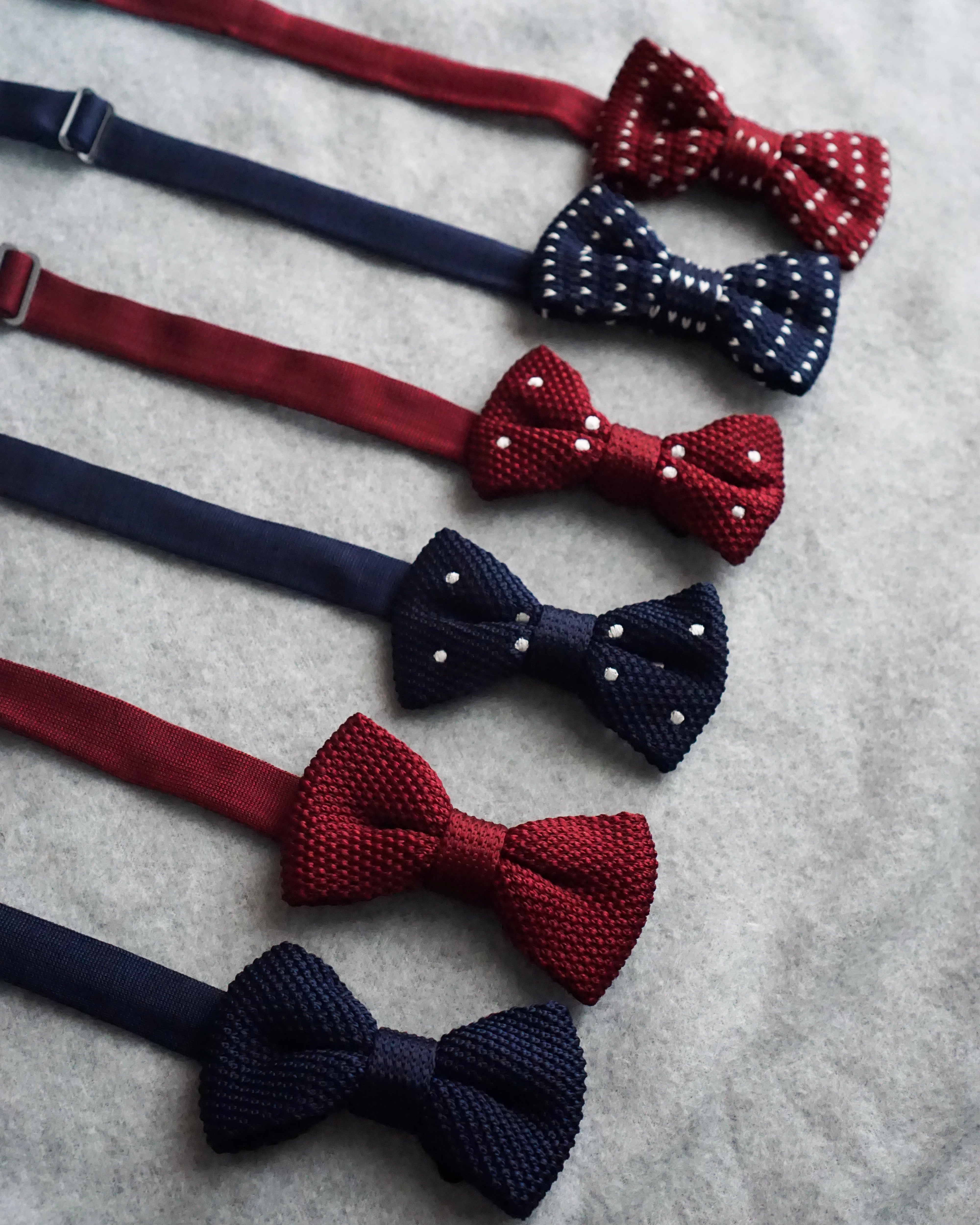 Knitted bow tie