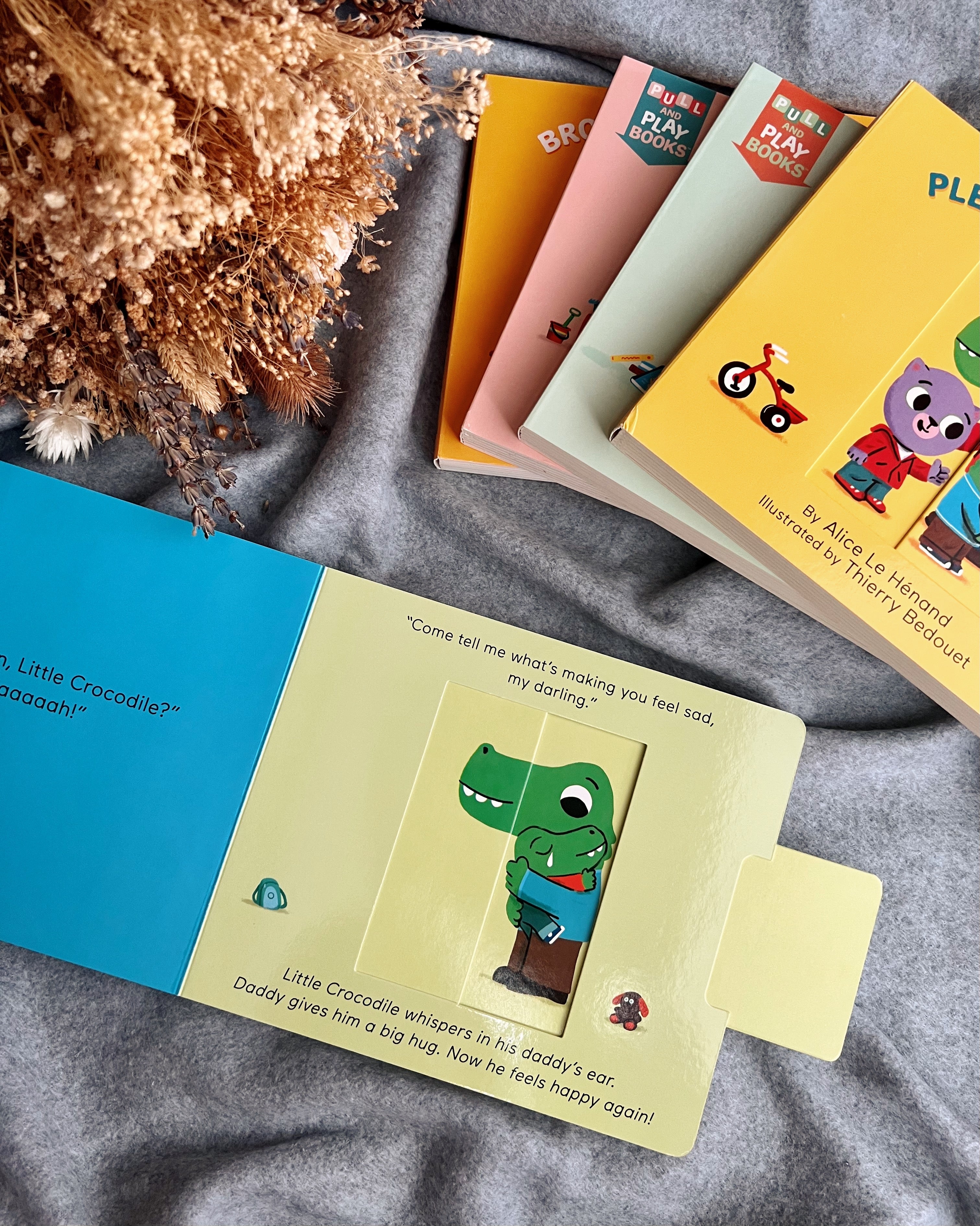 Pull and Play books