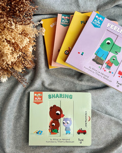 Pull and Play books